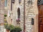 Appartamento in vendita di 130 m² in Via della Cisterna