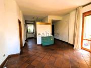 Appartamento in vendita di 130 m² in Via Giulio Dolci