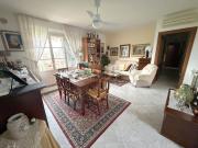 Appartamento in vendita di 130 m² in Via Medaglie d&apos Oro