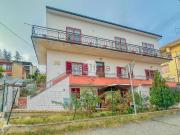 Appartamento in vendita di 130 m² in Via Melchiorre de...