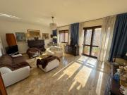 Appartamento in vendita di 130 m² in Via Teano, 3