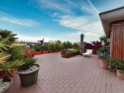 Appartamento in vendita di 130 m² in Via Umberto...