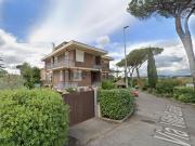 Appartamento in vendita di 130 m² in Via Villa Castelli, 60