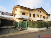 Appartamento in vendita di 131 m² in Via Bernina