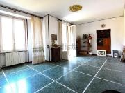 Appartamento in vendita di 132 m² in Via Cairoli