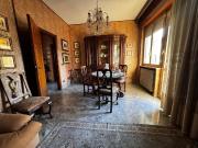 Appartamento in vendita di 133 m² in Via Monsignor Bagnoli