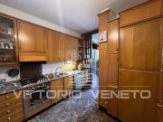 Appartamento in vendita di 133 m² in Viale Lazio, 4