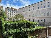 Appartamento in vendita di 134 m² in Via del Pellegrino