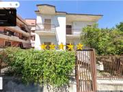 Appartamento in vendita di 135 m² in Via B. Puoti