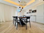 Appartamento in vendita di 135 m² in Via Giacomo Zanella