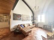 Appartamento in vendita di 135 m² in Via Luca della...