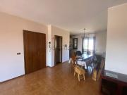 Appartamento in vendita di 135 m² in Via Raffaello...