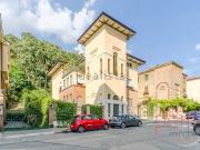 Appartamento in vendita di 135 m² in Via Sommacampagna, 15