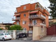 Appartamento in vendita di 135 m² in Via Zinasco