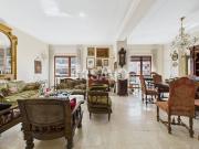 Appartamento in vendita di 136 m² in Via di Grotta...