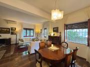 Appartamento in vendita di 138 m² in Via Domenico Fontana