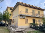 Appartamento in vendita di 139 m² in Via Flavia Demetria, 8