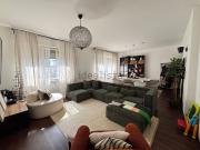 Appartamento in vendita di 139 m² in Via Monte Grappa, 8