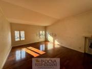 Appartamento in vendita di 140 m² in Piazza della Frutta