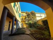 Appartamento in vendita di 140 m² in Piazza U. Foscolo, 11