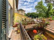 Appartamento in vendita di 140 m² in Strada Gino Capponi, 36