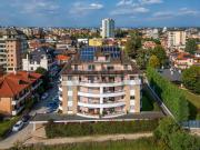 Appartamento in vendita di 140 m² in Via Alba, 51