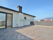 Appartamento in vendita di 140 m² in Via Cà Baroncello