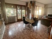 Appartamento in vendita di 140 m² in Via Cesare Battisti