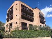 Appartamento in vendita di 140 m² in Via Degli Olivi