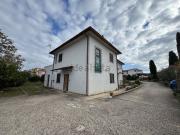 Appartamento in vendita di 140 m² in Via della Collina, 16