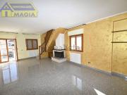 Appartamento in vendita di 140 m² in Via Emidio Luzi, 75