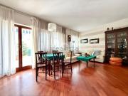 Appartamento in vendita di 140 m² in Via Francesco...