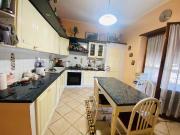 Appartamento in vendita di 140 m² in Via Francesco Sambiasi