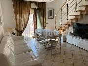 Appartamento in vendita di 140 m² in Via N. Bixio, 46