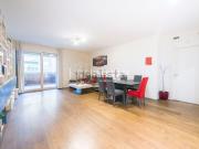 Appartamento in vendita di 140 m² in Via Ugo la Malfa, 5