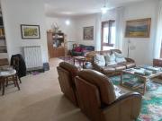 Appartamento in vendita di 140 m² in Viale Cesare Battisti