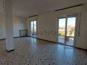 Appartamento in vendita di 140 m² in Viale Giulio Cesare