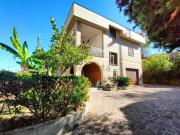 Appartamento in vendita di 141 m² in Via Terruggia, 61