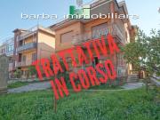 Appartamento in vendita di 142 m² in Via Trento, 1