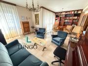 Appartamento in vendita di 142 m² in Viale F. Petrarca, 115