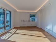 Appartamento in vendita di 143 m² in Via della Mendola