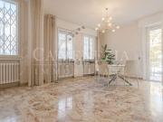 Appartamento in vendita di 144 m² in Via F.Morosini, 12