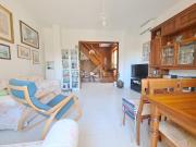 Appartamento in vendita di 145 m² in Via Montecassiano, 23