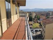 Appartamento in vendita di 145 m² in Via Pisana