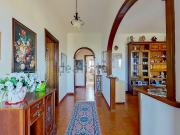 Appartamento in vendita di 147 m² in Via Sarnico, 32