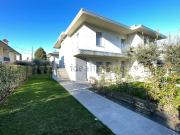 Appartamento in vendita di 147 m² in Via Sibelius, 12