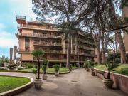 Appartamento in vendita di 148 m² in Via Cassia, 837