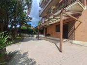 Appartamento in vendita di 148 m² in Via Ciro&apos  Marina