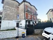 Appartamento in vendita di 148 m² in Via Ida Cacioni...