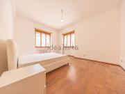 Appartamento in vendita di 149 m² in Via Festo Avieno, 87